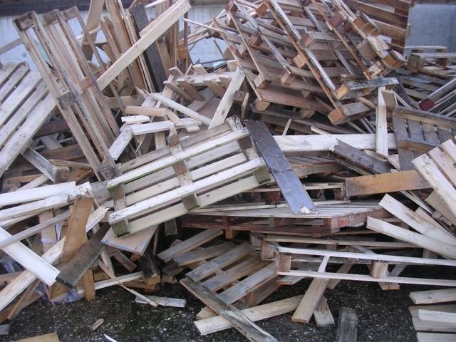 Gratis brandhout palletten