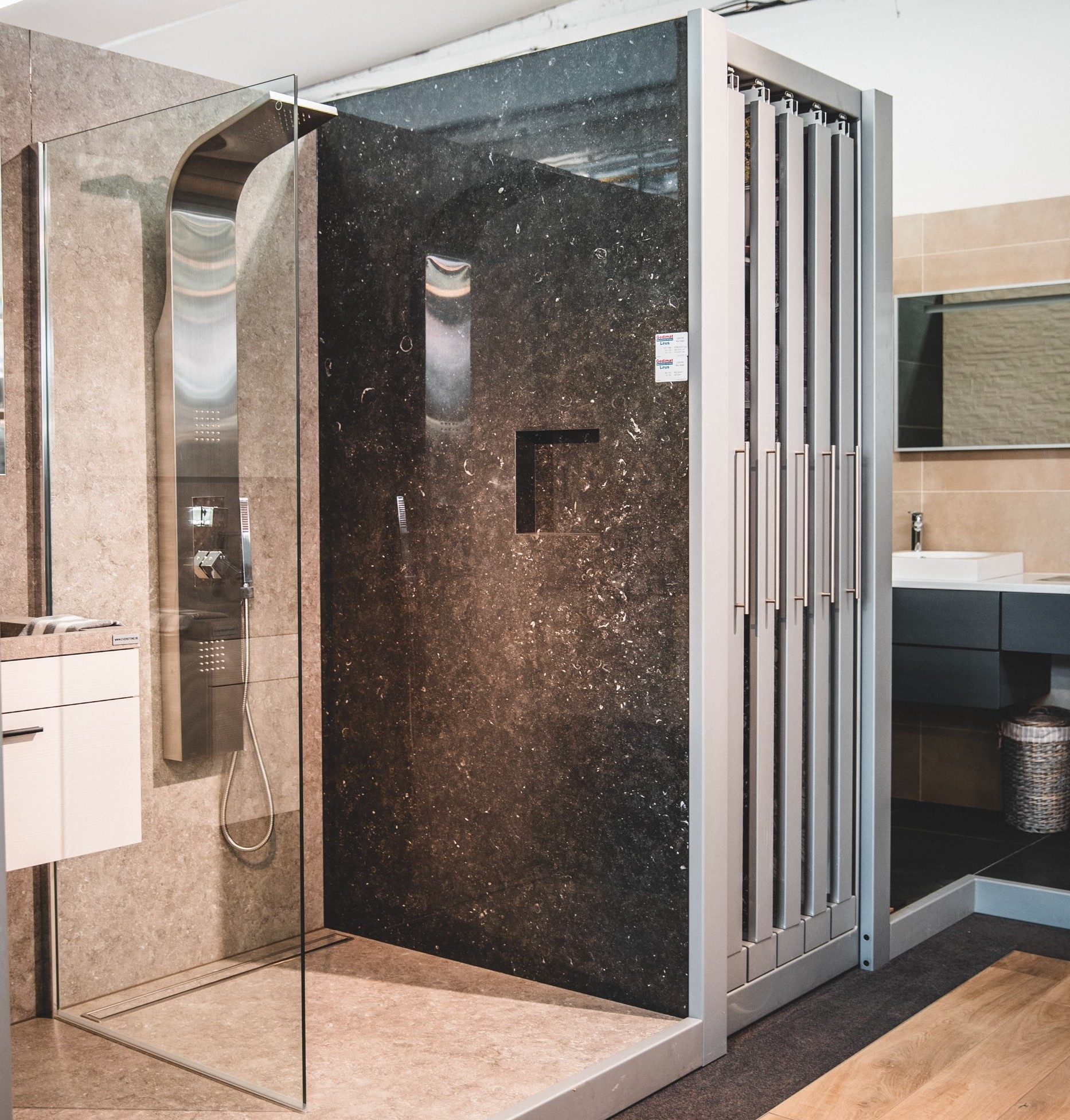 Badkamer – betegeling Badkamer - wandtegels, vloertegels en werkbladen